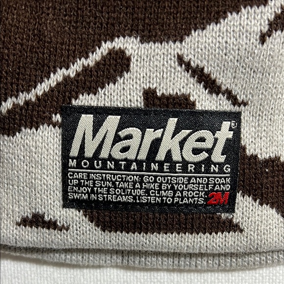 Market Mountaineering Brown Mountain Design Beanie - Picture 2 of 5